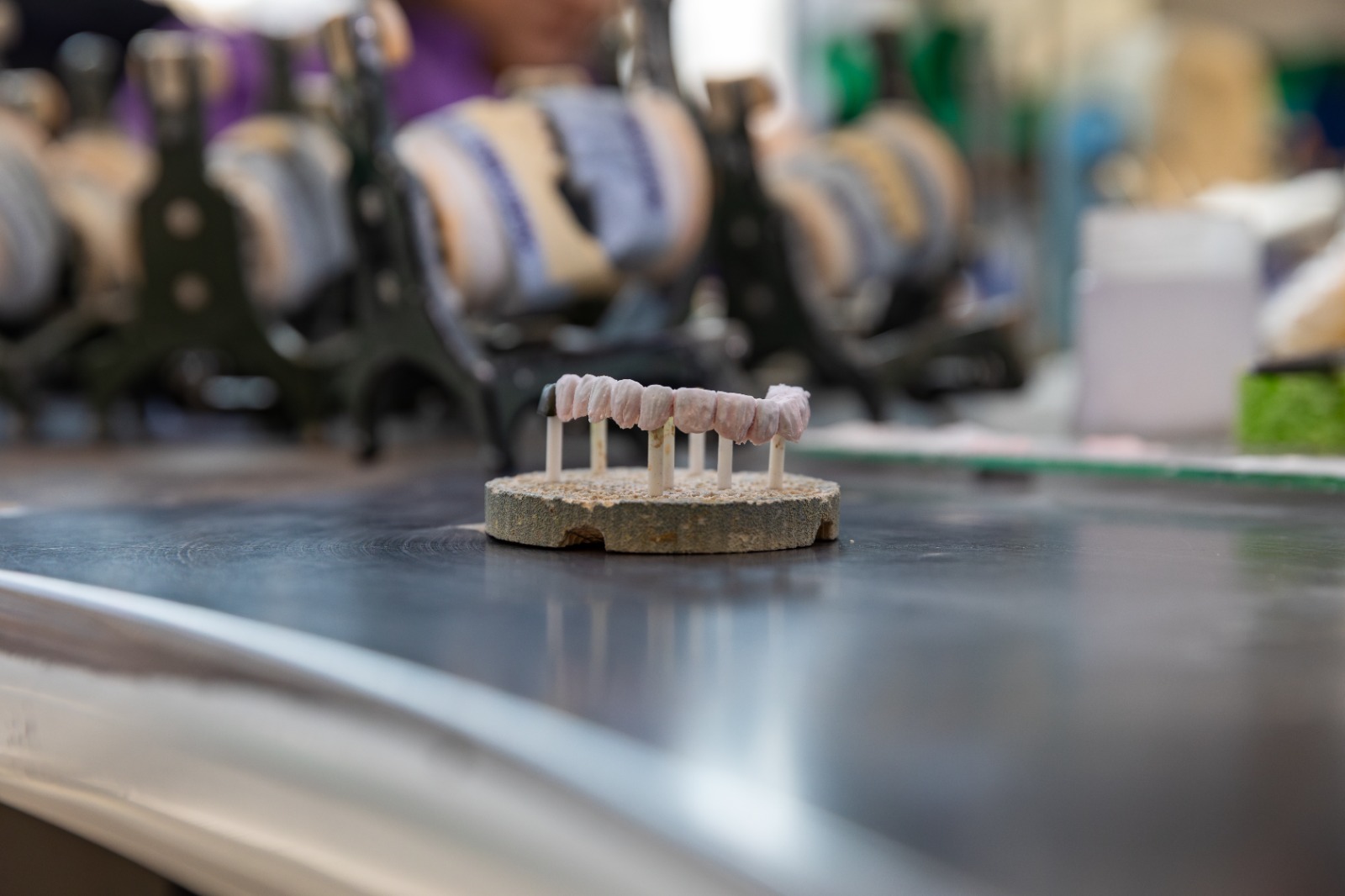 Coroane pe model